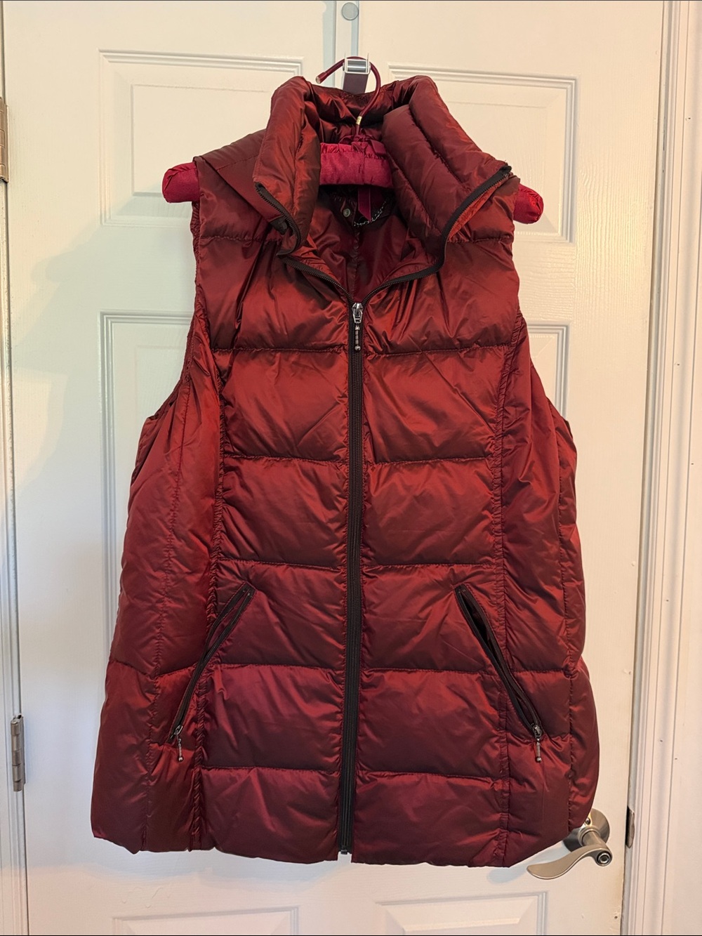 Sleeveless Quilted Puffer Vest - Red